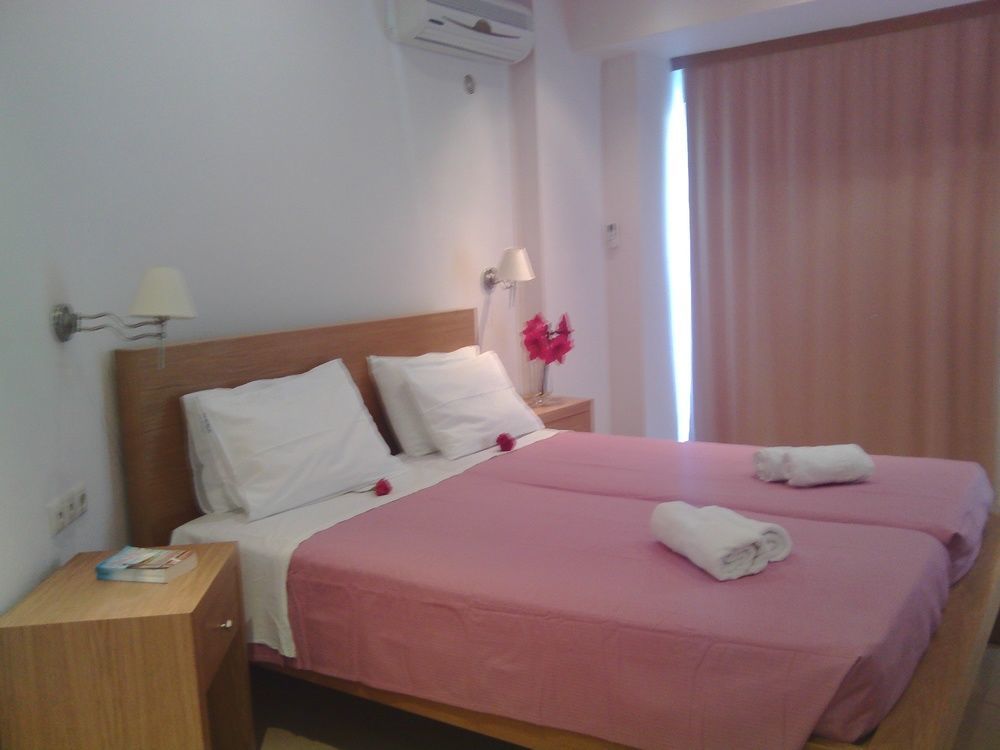 Maria Apartments Agia Pelagia Exteriér fotografie